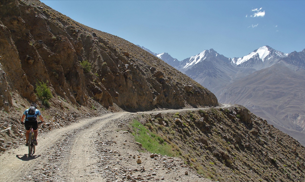 Cycling Pamir Highway